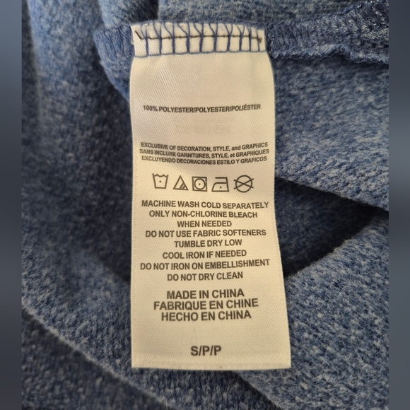 Toronto Maple Leafs Fanatics Men's Travel And Training Quarter Zip Top, Small - Picture 4 of 8